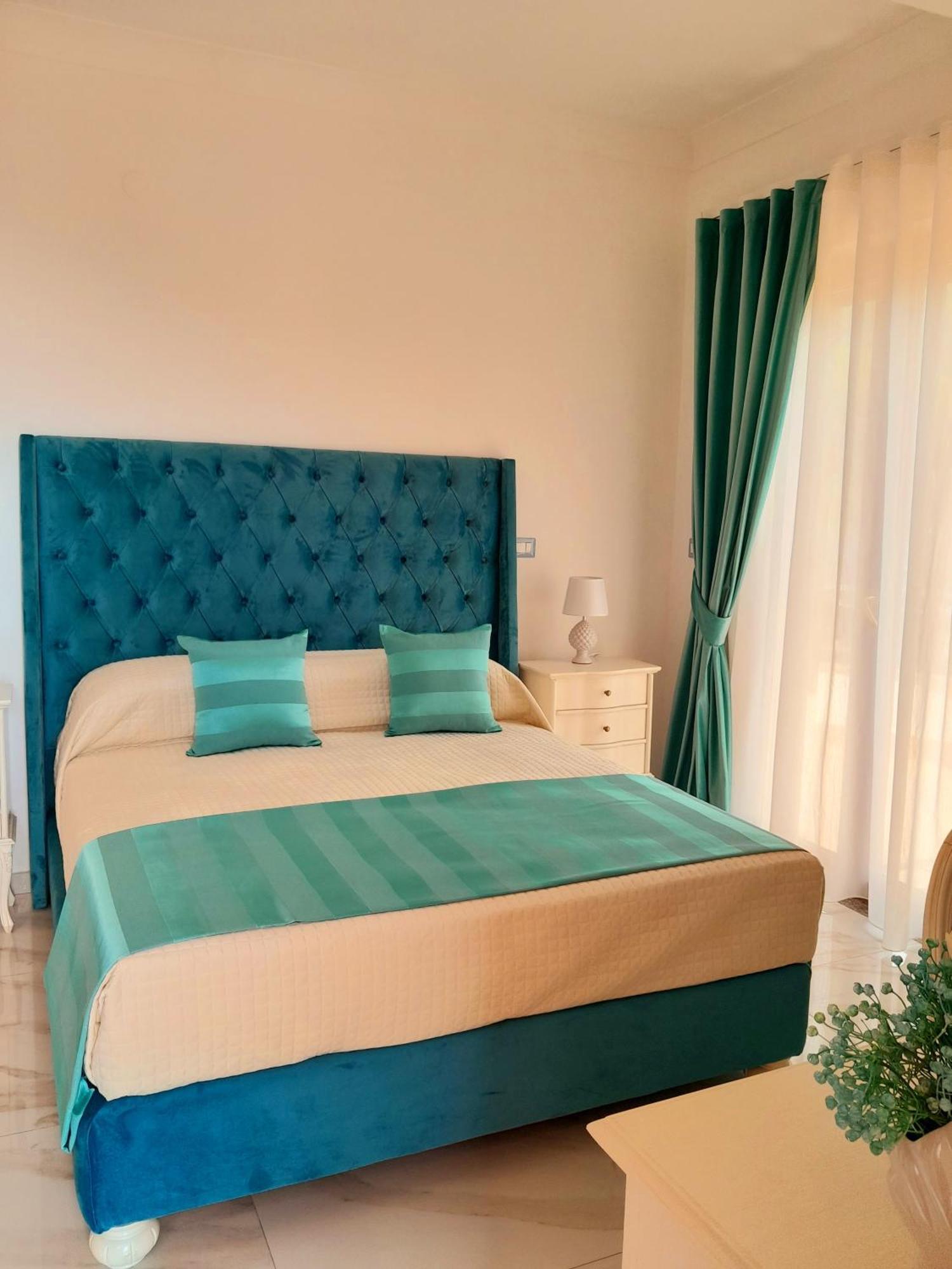 La Vigna Del Vento Bed & Breakfast Casola di Napoli Exterior foto