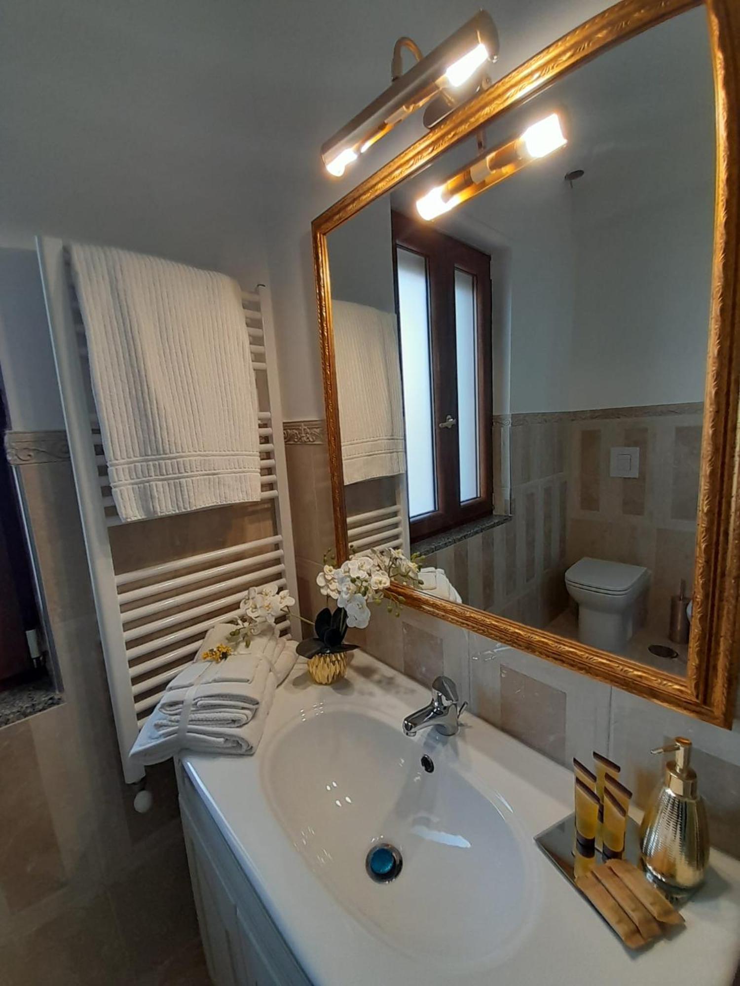 La Vigna Del Vento Bed & Breakfast Casola di Napoli Exterior foto